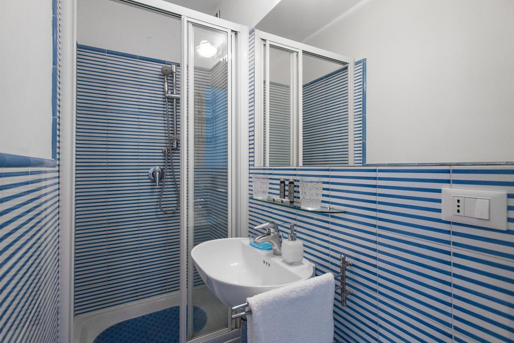 B&B Ondina Rome Bilik gambar