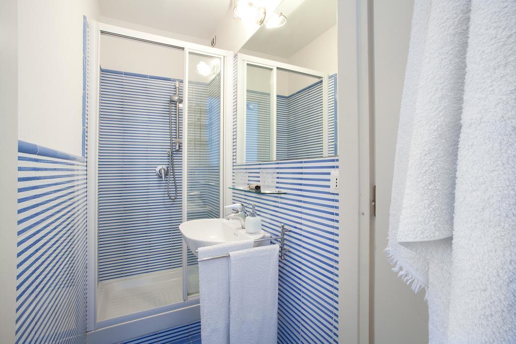 B&B Ondina Rome Bilik gambar